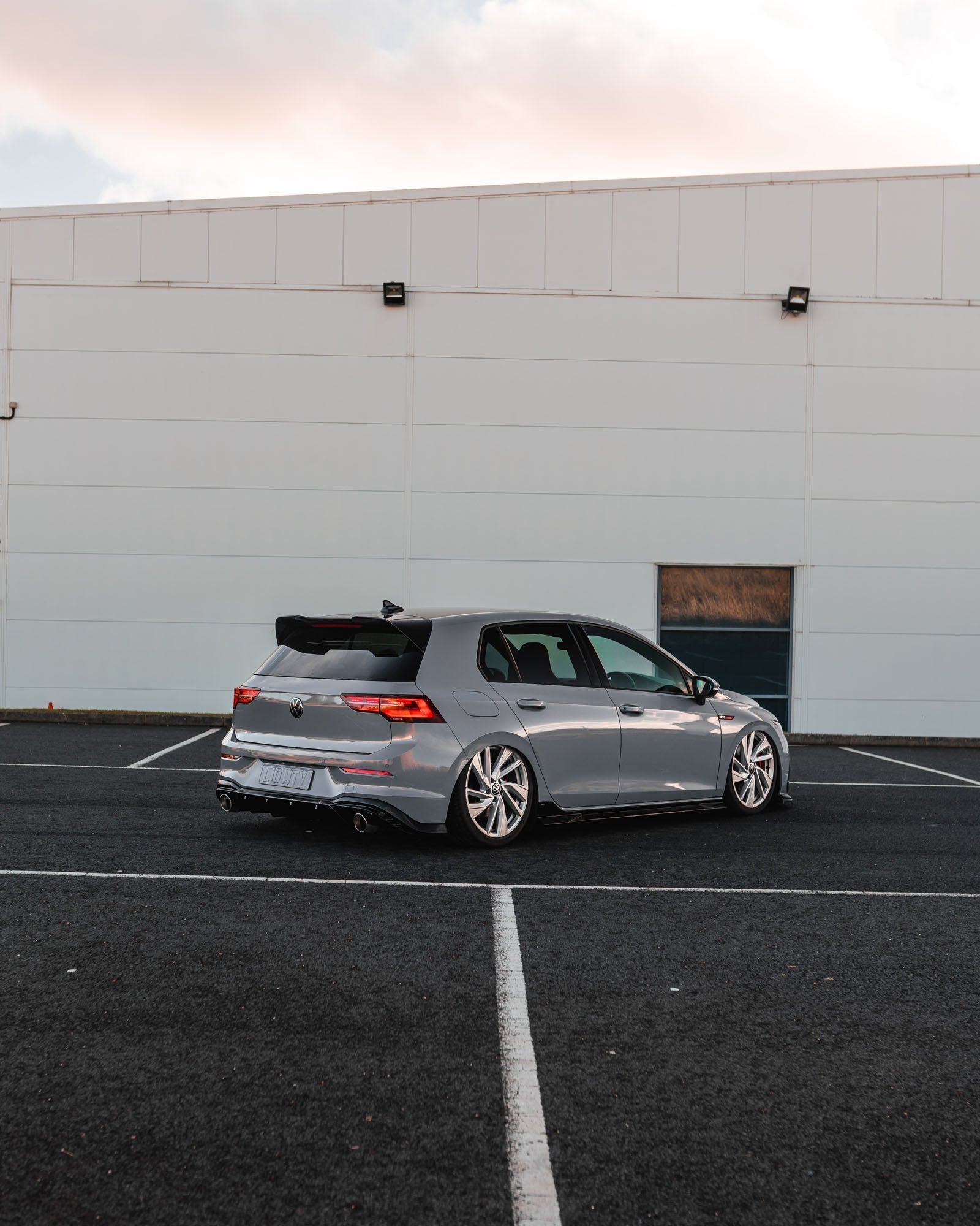 VW Golf R - Line / GTI / R / GTD / GTE Mk8 & Mk8.5 EVO - 1 Gloss Black Rear Spoiler by ZAERO (2020+) - Evolve Automotive