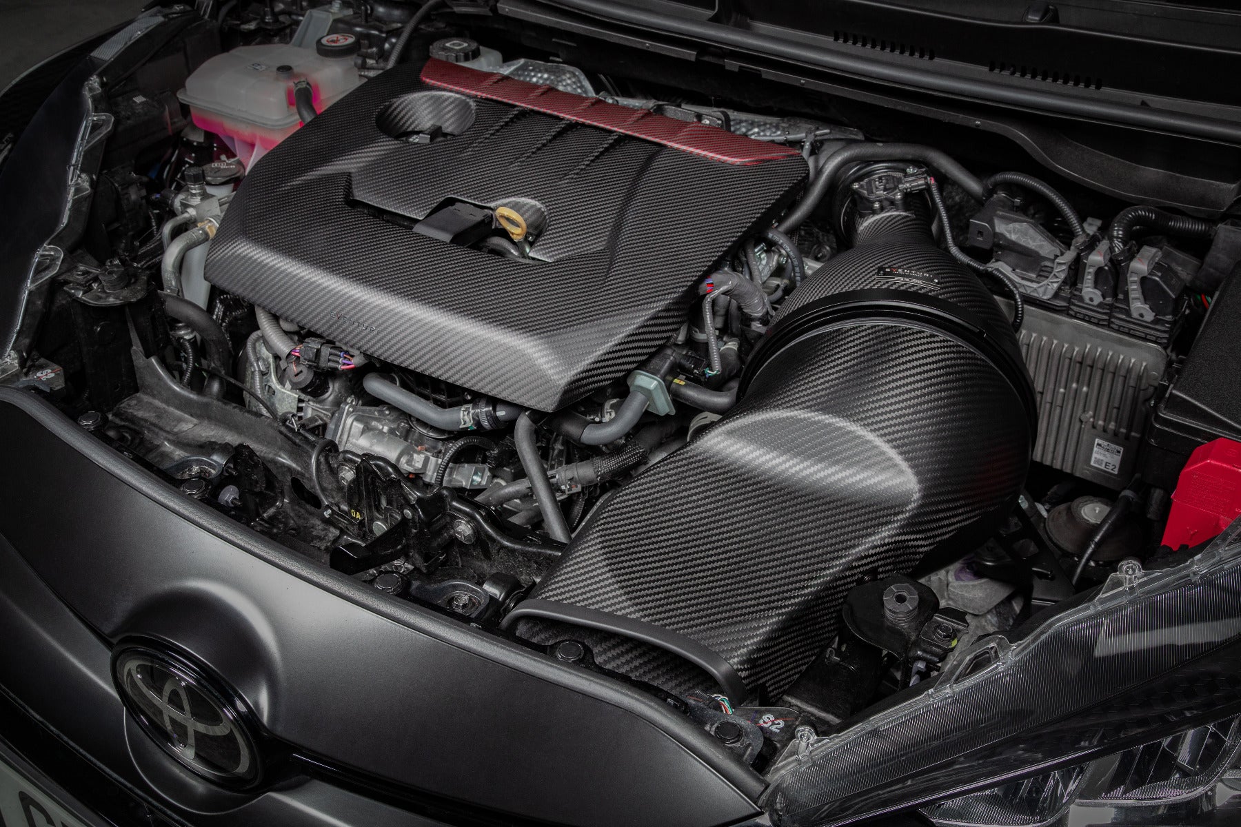 Eventuri Matte Carbon Fibre Engine Cover - Toyota GR Yaris - Evolve Automotive